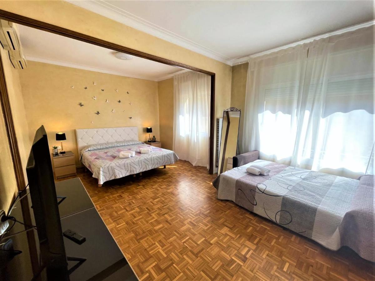 Villarroel Habitaciones Barcelona Zewnętrze zdjęcie