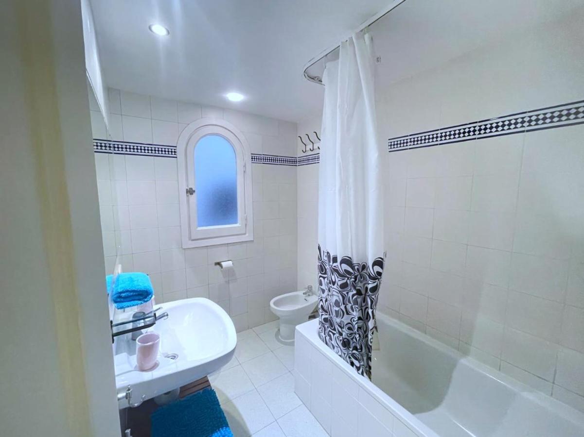 Villarroel Habitaciones Barcelona Zewnętrze zdjęcie